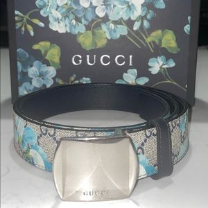 Unisex bloom Gucci belt